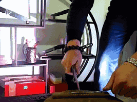 cb7308fa-1df4-4382-a4b6-46c3b74320d0.gif
